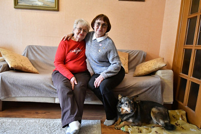 Как две сестры: легко ли живется в приемной семье