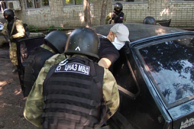 В Самарской области силовики изъяли при спецоперации более 3 кг наркотиков и 16 ружей
