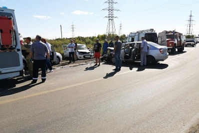 В Самарской области в ДТП пострадали трое детей и трое взрослых