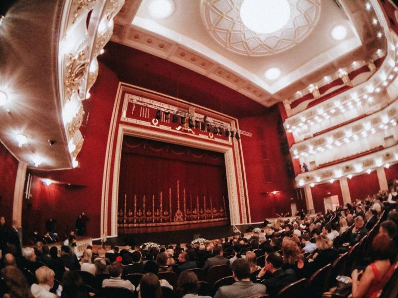 Театр оперы и балета приглашает на бесплатные концерты в "Ночь искусств"