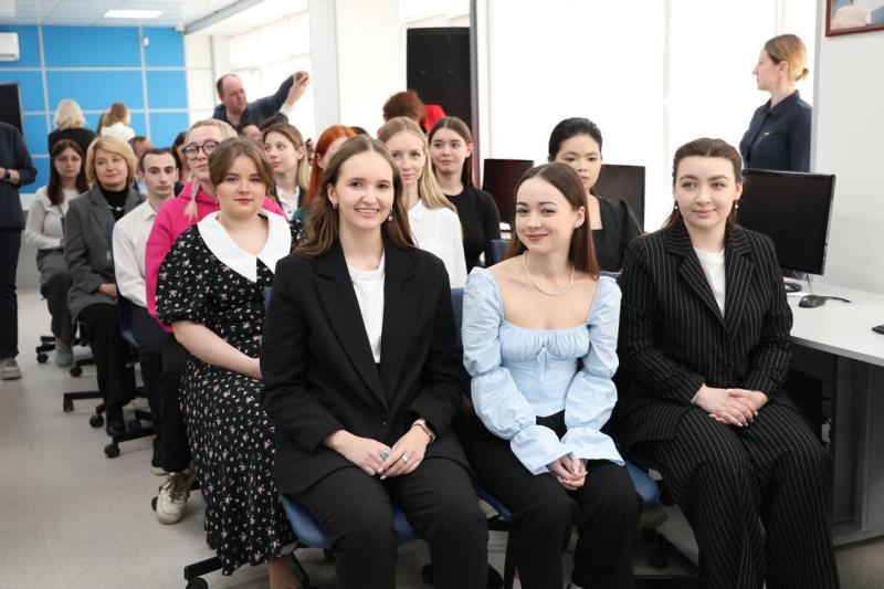 Вячеслав Федорищев: "Корпус социально-педагогического университета на Антонова-Овсеенко, 26 обязательно отремонтируем"