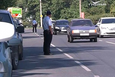 Правила перевозки детей в Самаре вместе с полицейскими проверили герои мультфильмов