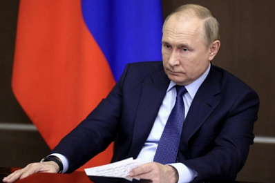 Владимир Путин: "Россия уверенно справляется с внешними вызовами"