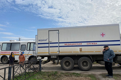 В мобильных фельдшерско-акушерских пунктах Большеглушицкого района вакцинацию прошли более 100 жителей