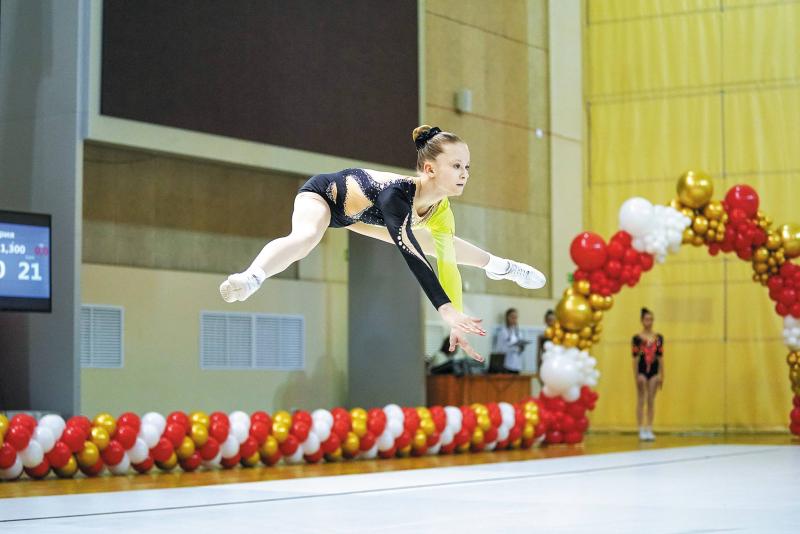 Готовятся к "Волге": провели чемпионат и первенство региона по спортивной аэробике
