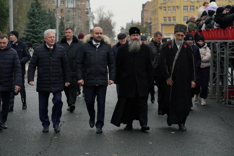 "Мы сильны нашей историей": в Самаре проходит юбилейный Парад Памяти