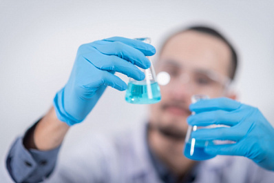 Вирусолог рассказал об угрозе агрессивных антител коронавируса