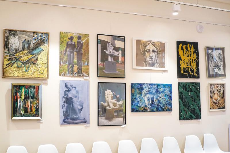 Продолжают дело Головкина: на Даче со слонами показали работы преподавателей СамГТУ