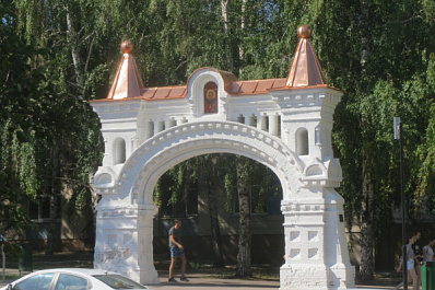 В Самаре взяли под охрану декор ворот Никольского монастыря