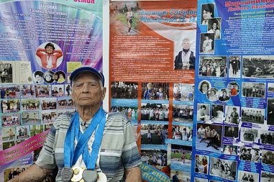 Президент поздравил тольяттинского ветерана с юбилеем