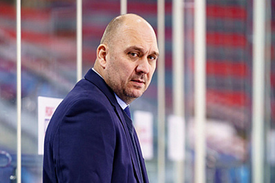 "Ребята бились, старались, ложились под шайбу": Павел Десятков об игре в Новокузнецке 