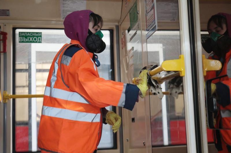 Глава Самары проверила, как проходит дезинфекция в общественном транспорте