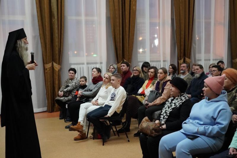 В Самаре представители "Комитета семей воинов Отечества" встретились с родственниками военнослужащих