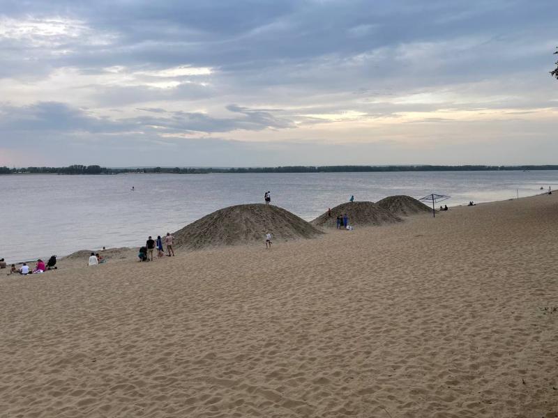 На пляжи Самары в конце мая завезли свежий песок