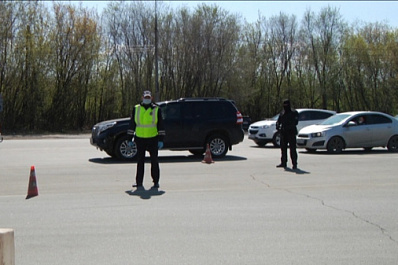 В Самаре полицейские проверяют дачников