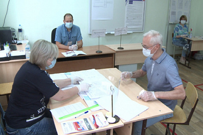 Главврач 5-й горбольницы Тольятти Николай Ренц принял участие в голосовании