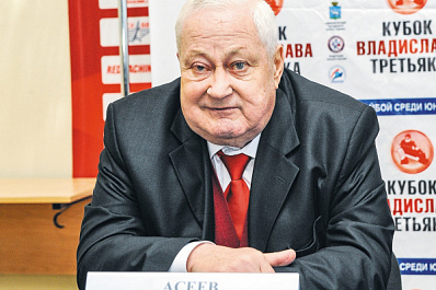 Владимир Асеев: "Регион входит в тройку лидеров округа по количеству катков"
