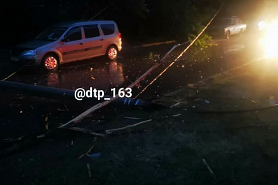 В Самаре молния попала в ЛЭП
