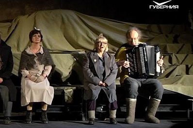 Спектакль Магадан/Кабаре показали в Новокуйбышевске в рамках фестиваля Золотая маска