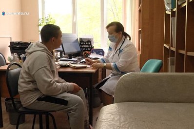 В Тольятти от гриппа вакцинируют детей и подростков