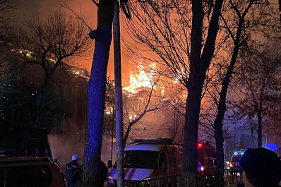 В МЧС рассказали, почему пожар в доме Челышева разгорелся так быстро