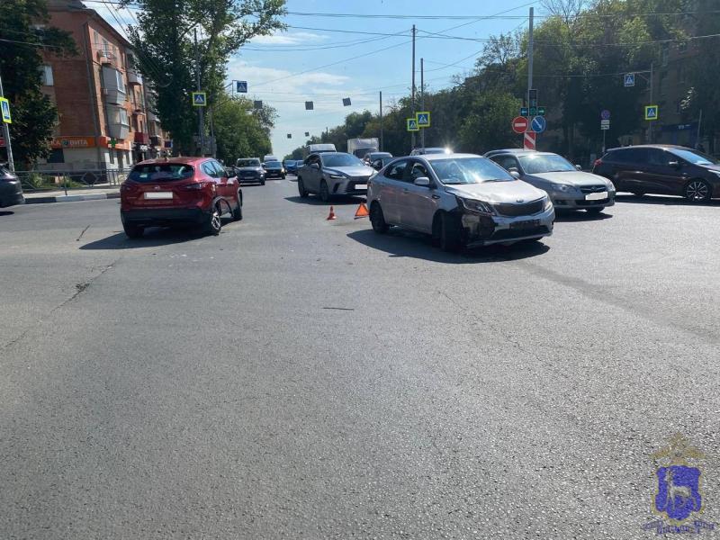 В Самаре 23 июля в аварии на улице Гагарина пострадала 16-летняя девочка