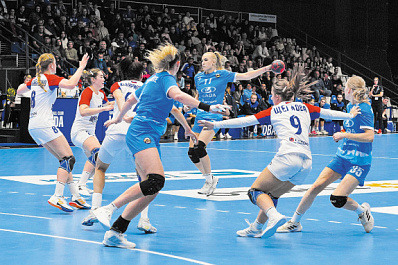 Сегодня у гандбольной "Лады" сложный матч в Москве