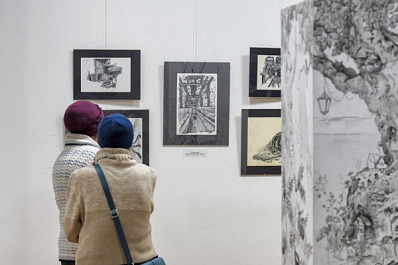 Творчество самарской сотни: в галерее "Новое пространство" открылся вернисаж "Между светом и тьмой"