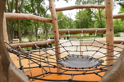 В Самаре проверили, как обновляется парк "Молодежный"