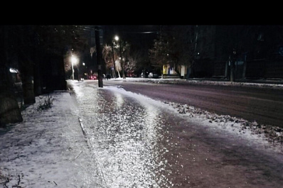 Самарским водителям рекомендовали не менять в марте и начале апреля зимние шины