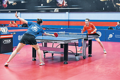 В клубном чемпионате России по настольному теннису участвуют семь команд Самарской области