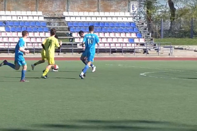 В Самарской области прошли первые матчи футбольного турнира среди муниципальных районов
