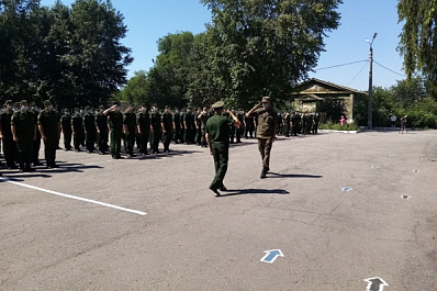 Эшелон идет на Дальний Восток: более 200 призывников из Самарской области отправились к месту службы