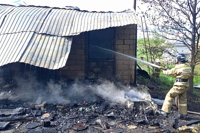 2 мая в Самарской области в горящем доме погиб человек