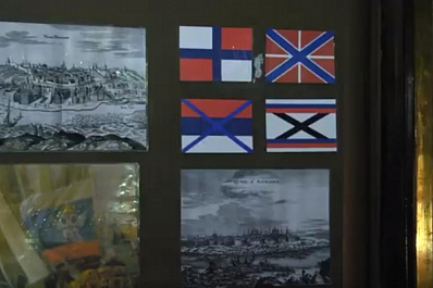 Жители Самары стали участниками акции "Цвета России" в преддверии Дня государственного флага