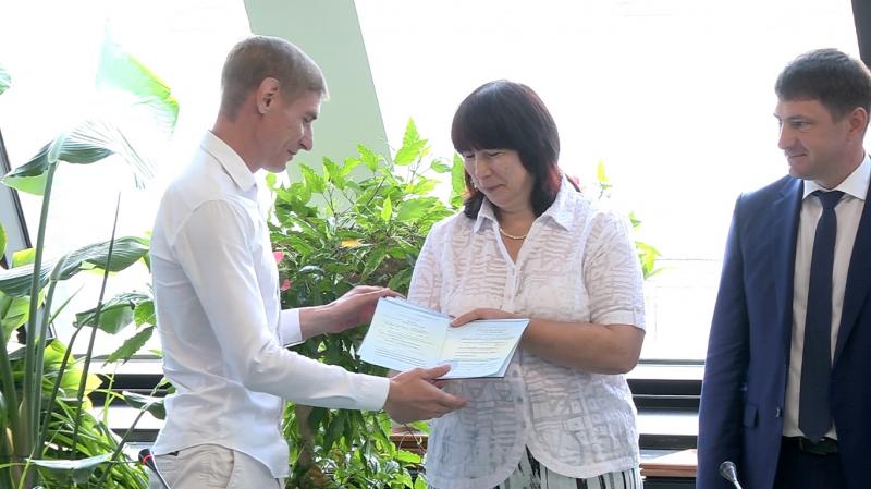 Сфера ЖКХ пополнилась дипломированными кадрами