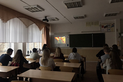 В школах Самары показывают прямую трансляцию Парада Памяти