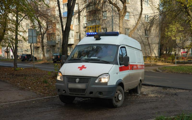 300 выездов в месяц: в самарской поликлинике № 3 медики отправляются на помощь к жителям на новых авто