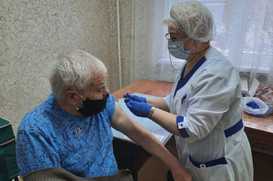 "Здоровый дом - здоровый двор": в тольяттинских ТОС вновь развернули пункты вакцинации