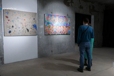 Выставка современного искусства "Архипелаг грез" до 14 января работает в самарской "ЗИМ Галерее"