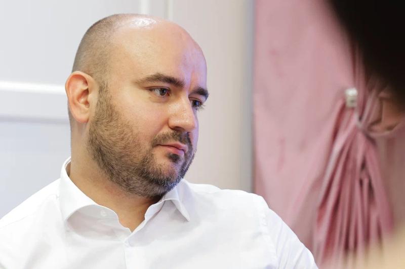 Вячеслав Федорищев встретился с педагогом Евгенией Аршлутовой