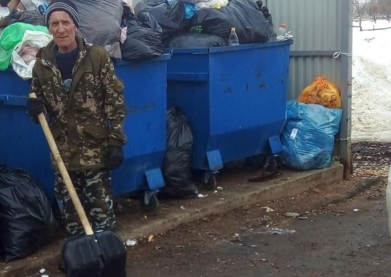 В Исаклинском районе обустраиваются контейнерные площадки 