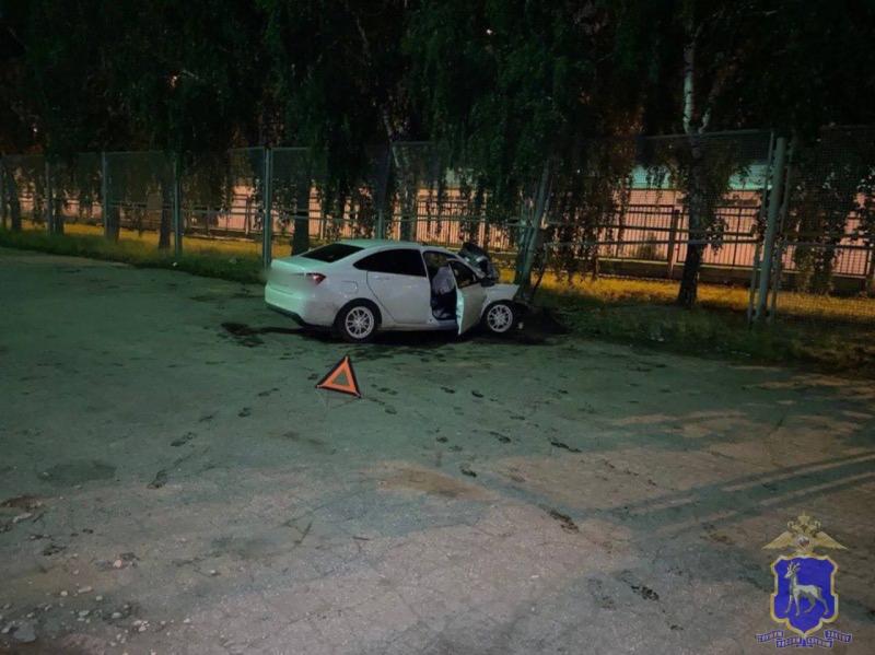 В Самаре на улице Промышленности водитель сбил 25-летнего парня