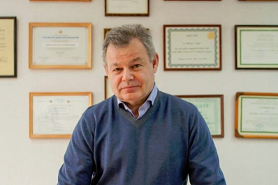 Главврач самарской психиатрической больницы поздравил жителей региона с Днём психического здоровья