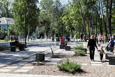 Завершена реконструкция сквера Речников в Куйбышевском районе Самары