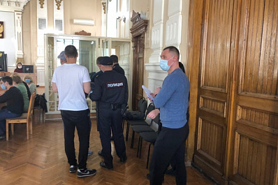 "Угрожали ВИЧ-инфекцией": в Самаре судят подозреваемых в участии в ОПС Неверова