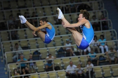 Михаил Мельник выиграл медали всех достоинств на чемпионате России по прыжкам на батуте