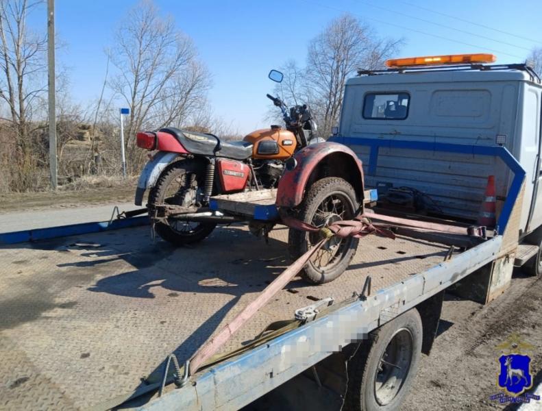 Гнал и вилял: в Самарской области задержали 54-летнего пьяного мотоциклиста