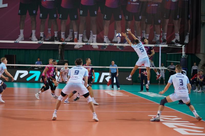 Волейбольная "Нова" уступила в стартовом матче чемпионата России
