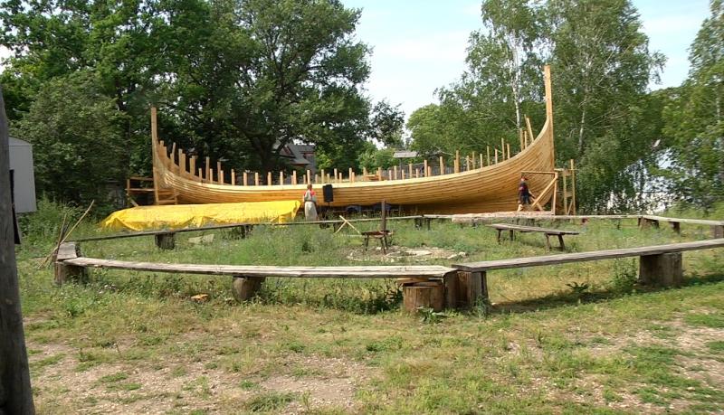 Самарские богатыри готовятся отправиться на ладьях в "Путь Рюрика"